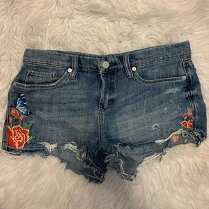 denim jean shorts with flower stitching